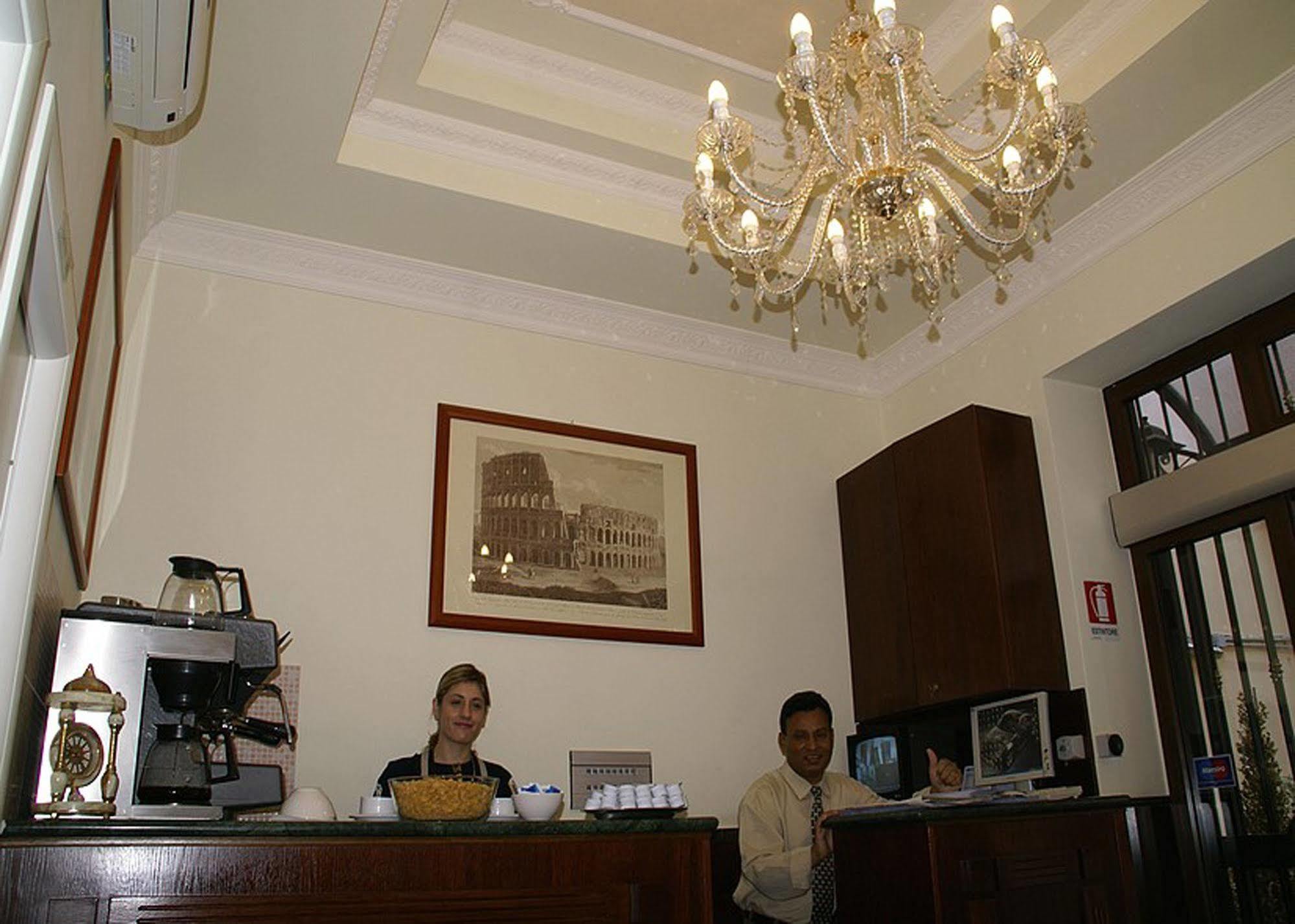 Hotel Chicago Roma Exterior foto